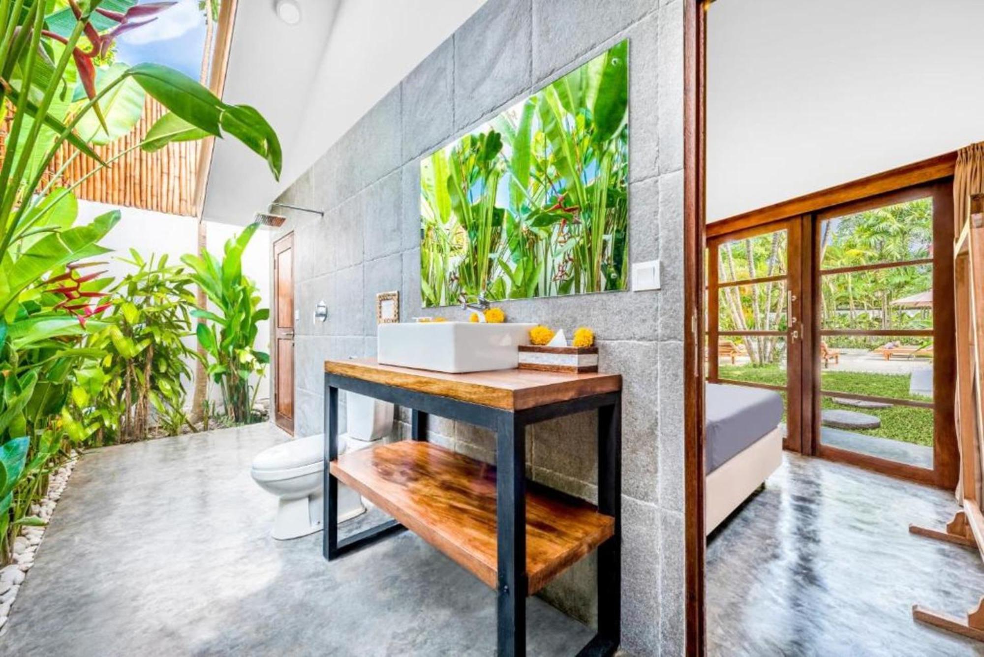 Berlin - Private 6 Bdr In With Pool And Garden विला